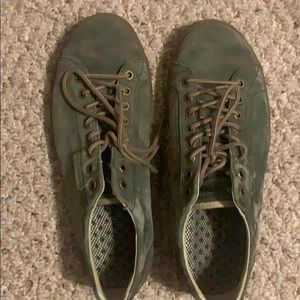 Columbia Men’s Vulc N’ Vent Camp 4 Low Shoe